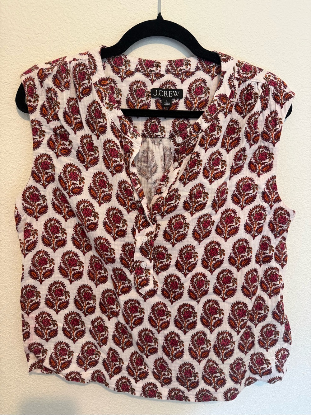 J.Crew Sleeveless Cotton Blouse in White with Burgundy Print, Cora Top